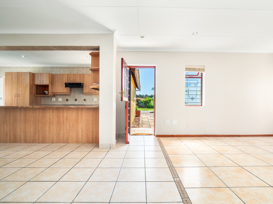 3 Bedroom Property for Sale in The Island Western Cape